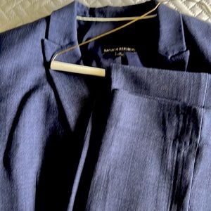 Banana Republic washable suit